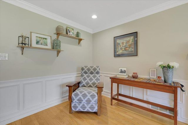 2300 Homewood Way, Carmichael, CA 95608