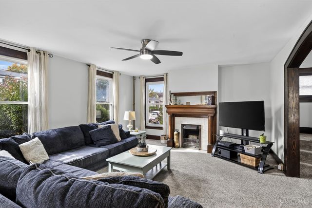 521 Broadway Street, Harrison, OH 45030