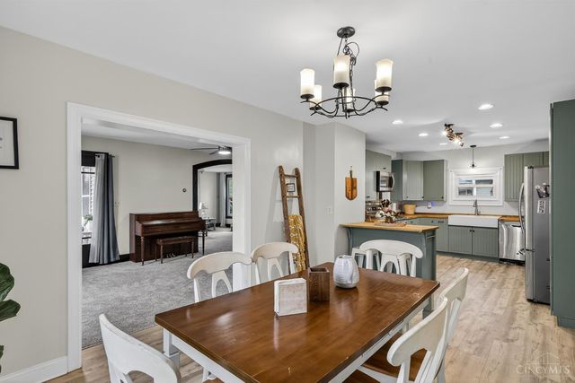 521 Broadway Street, Harrison, OH 45030