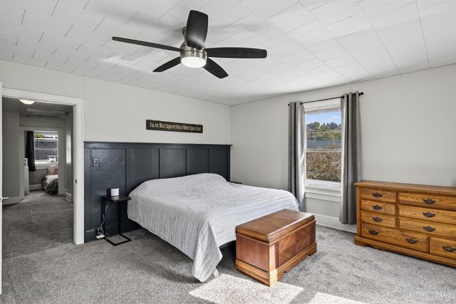 521 Broadway Street, Harrison, OH 45030