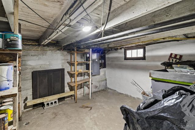 521 Broadway Street, Harrison, OH 45030