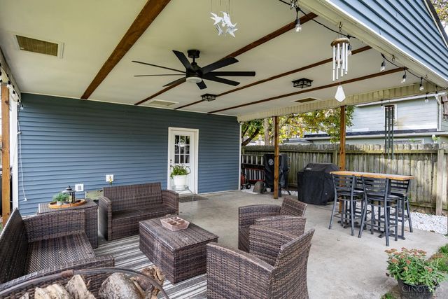 521 Broadway Street, Harrison, OH 45030