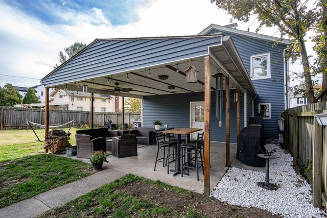 521 Broadway Street, Harrison, OH 45030