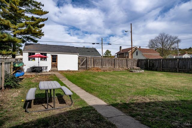 521 Broadway Street, Harrison, OH 45030