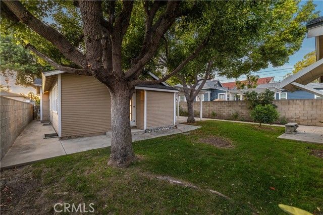 548 N 2nd, Upland, CA 91786