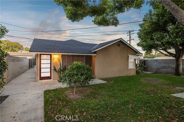 548 N 2nd, Upland, CA 91786