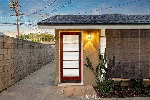 548 N 2nd, Upland, CA 91786