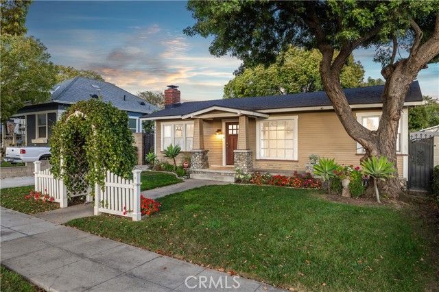 548 N 2nd, Upland, CA 91786