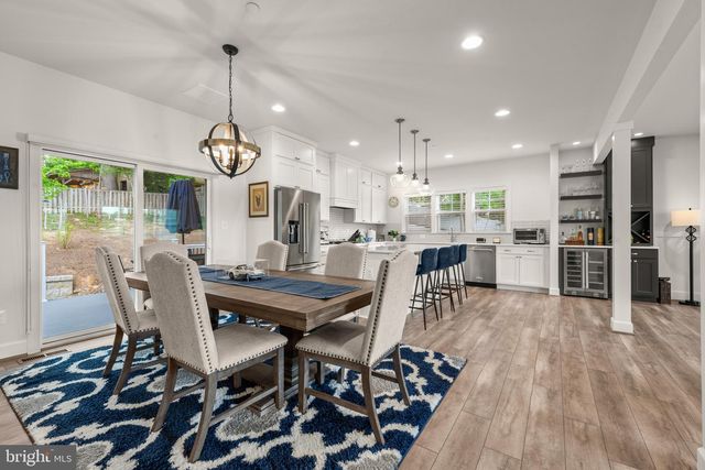 425 WALNUT DR, Edgewater, MD 21037