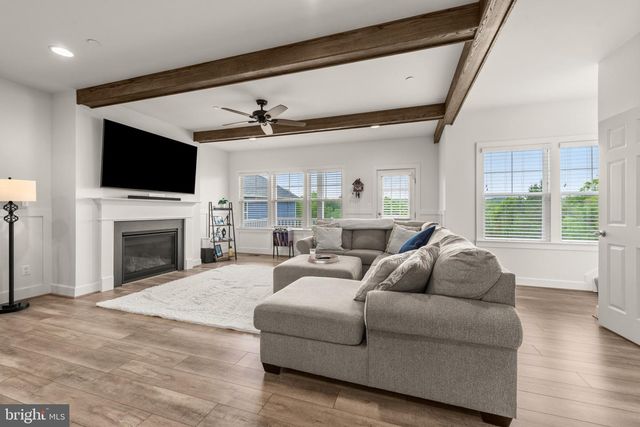 425 WALNUT DR, Edgewater, MD 21037