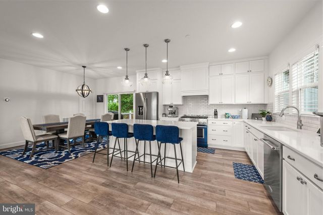425 WALNUT DR, Edgewater, MD 21037