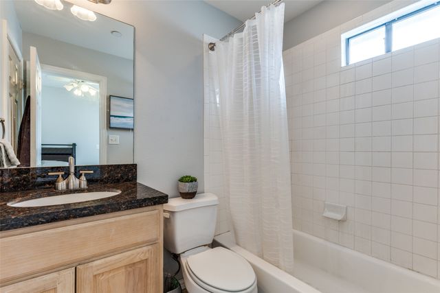 2407 Stutz Drive B5, Dallas, TX 75235