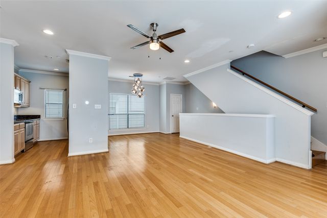 2407 Stutz Drive B5, Dallas, TX 75235