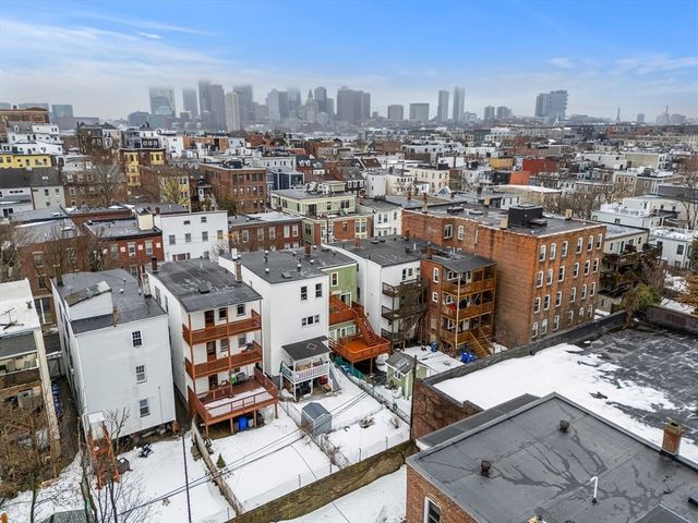 110 Everett St, Boston, MA 02128