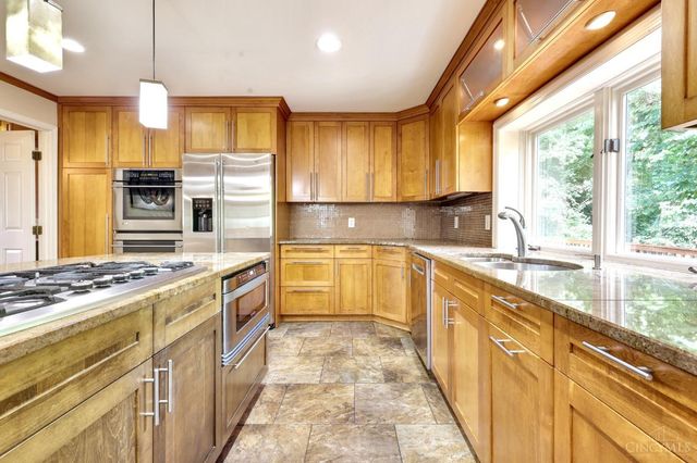 8931 Terwilligers Trail, Montgomery, OH 45249
