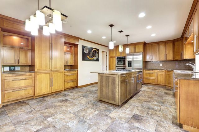 8931 Terwilligers Trail, Montgomery, OH 45249