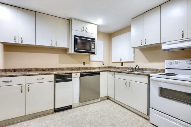 8931 Terwilligers Trail, Montgomery, OH 45249