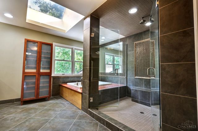 8931 Terwilligers Trail, Montgomery, OH 45249