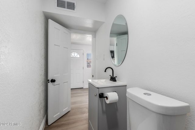 723 E Sunnyslope Lane, Phoenix, AZ 85020