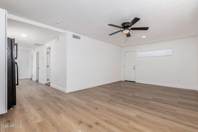 723 E Sunnyslope Lane, Phoenix, AZ 85020
