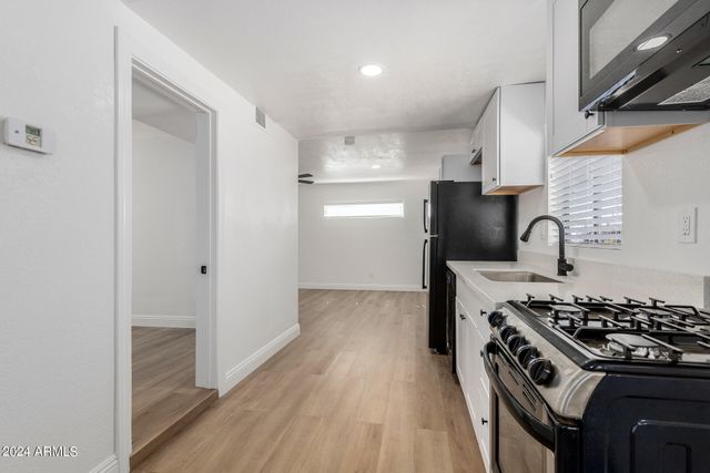 723 E Sunnyslope Lane, Phoenix, AZ 85020