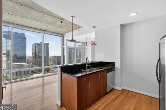 943 Peachtree Street NE 1915, Atlanta, GA 30309