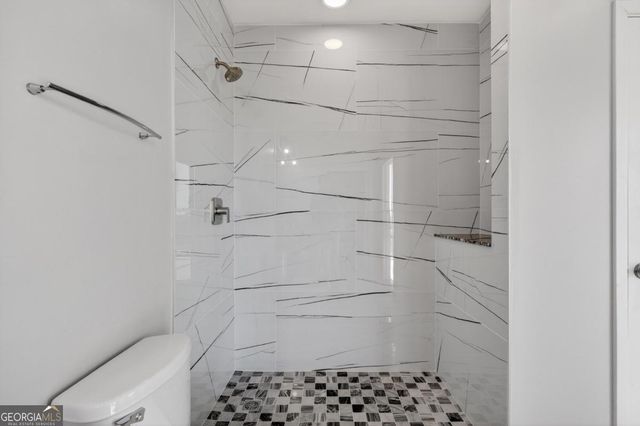943 Peachtree Street NE 1915, Atlanta, GA 30309
