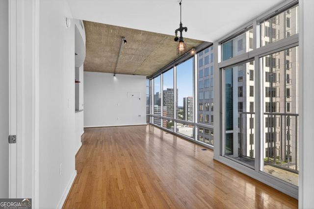 943 Peachtree Street NE 1915, Atlanta, GA 30309