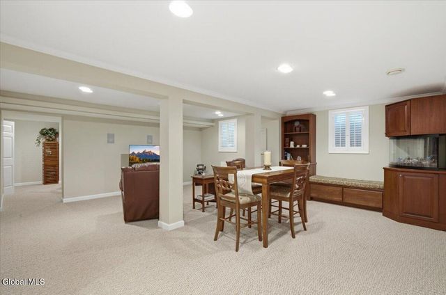 27 Mosall Drive, Bethlehem, NY 12159