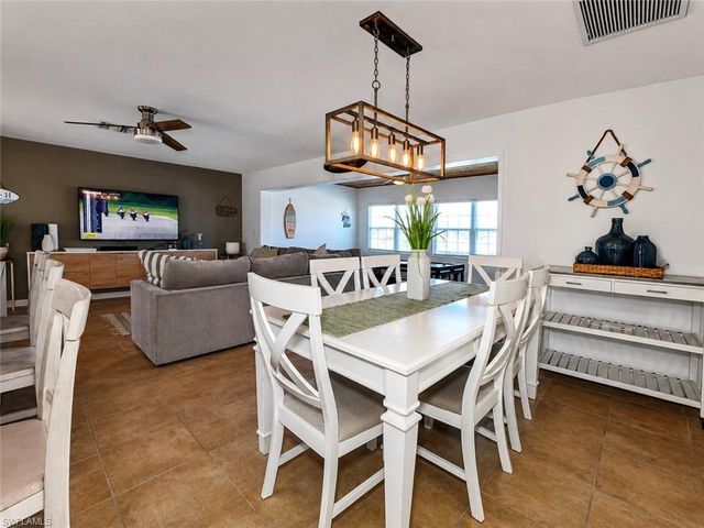 5314 Cobalt CT, Cape Coral, FL 33904
