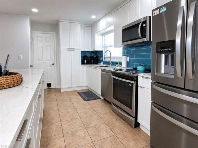5314 Cobalt CT, Cape Coral, FL 33904