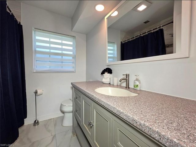 5314 Cobalt CT, Cape Coral, FL 33904