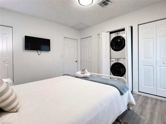 5314 Cobalt CT, Cape Coral, FL 33904