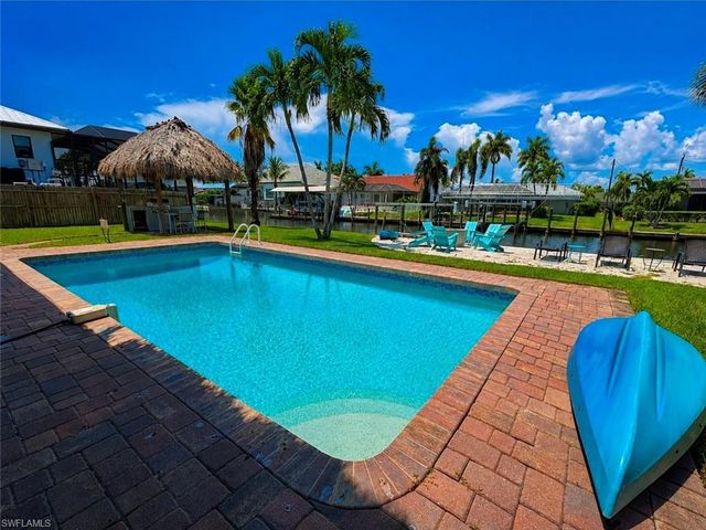 5314 Cobalt CT, Cape Coral, FL 33904