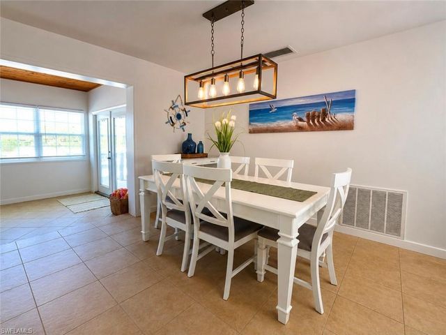 5314 Cobalt CT, Cape Coral, FL 33904