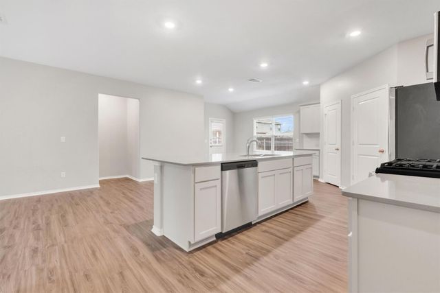 301 Blue Springs PASS, Kyle, TX 78640