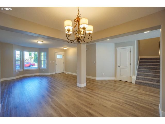15805 Ne 79TH St, Vancouver, WA 98682