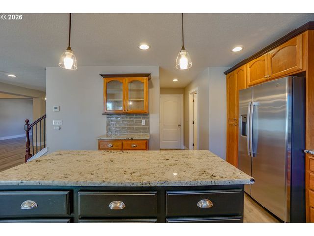 15805 Ne 79TH St, Vancouver, WA 98682