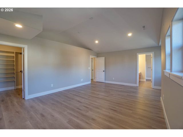 15805 Ne 79TH St, Vancouver, WA 98682