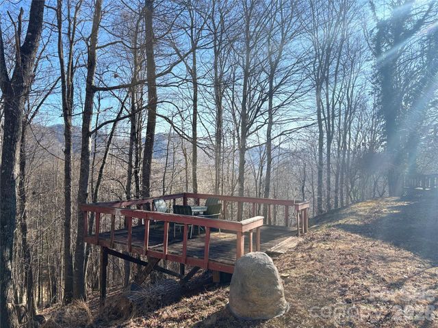 219 Rocking Horse Trail, Burnsville, NC 28714