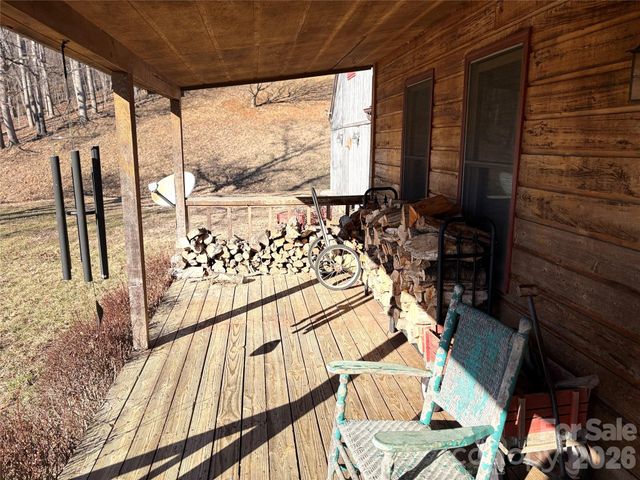 219 Rocking Horse Trail, Burnsville, NC 28714