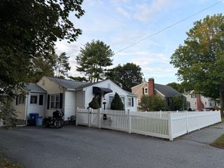 117 Salem St, Wakefield, MA 01880