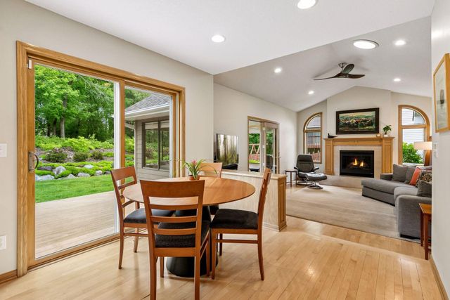 1433 Appaloosa Trail, Eagan, MN 55122