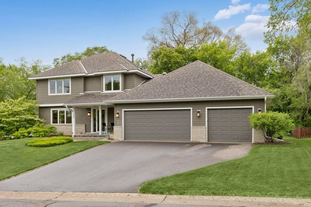 1433 Appaloosa Trail, Eagan, MN 55122