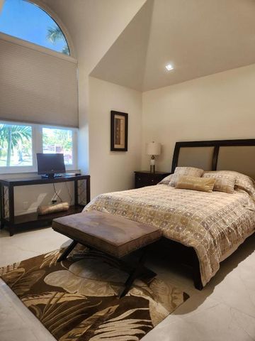 5480 NW 41st Terrace, Boca Raton, FL 33496