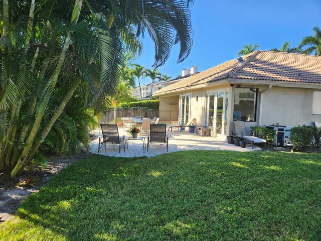 5480 NW 41st Terrace, Boca Raton, FL 33496