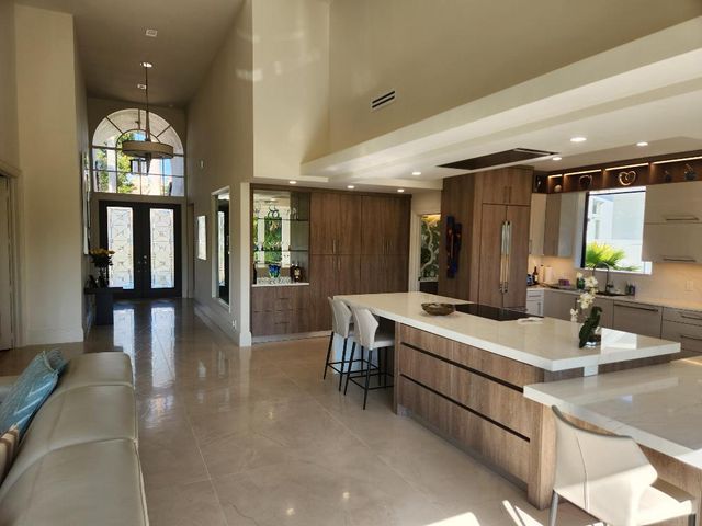 5480 NW 41st Terrace, Boca Raton, FL 33496