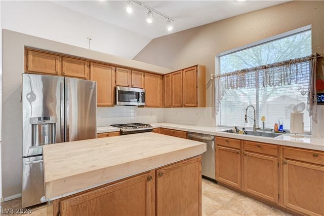 6156 Osaka Court, Las Vegas, NV 89110