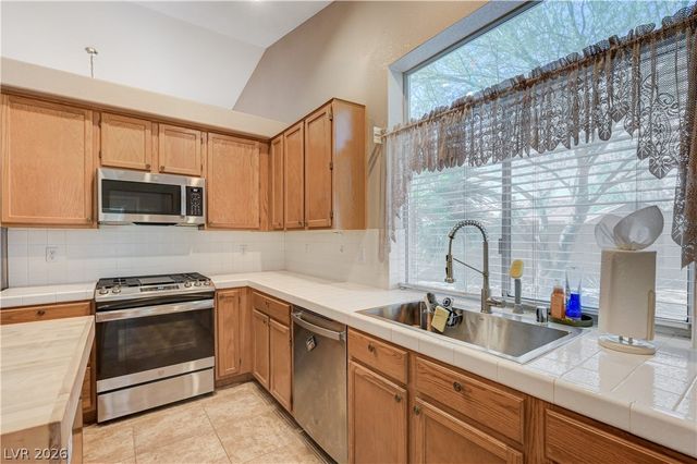 6156 Osaka Court, Las Vegas, NV 89110