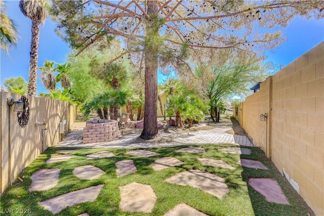 6156 Osaka Court, Las Vegas, NV 89110